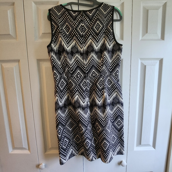 J.Crew Aztec Pattern Mini Dress with Pockets - Picture 8 of 9